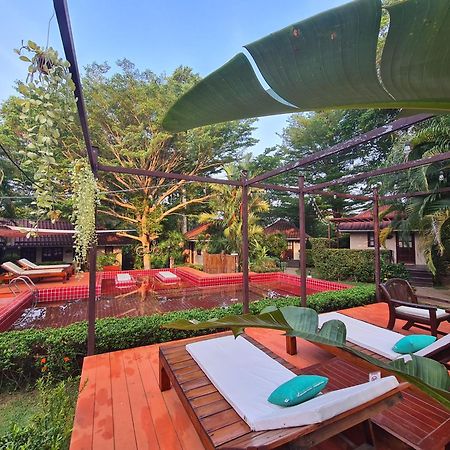 Red Moon Hideaway Otel Koh Chang Dış mekan fotoğraf