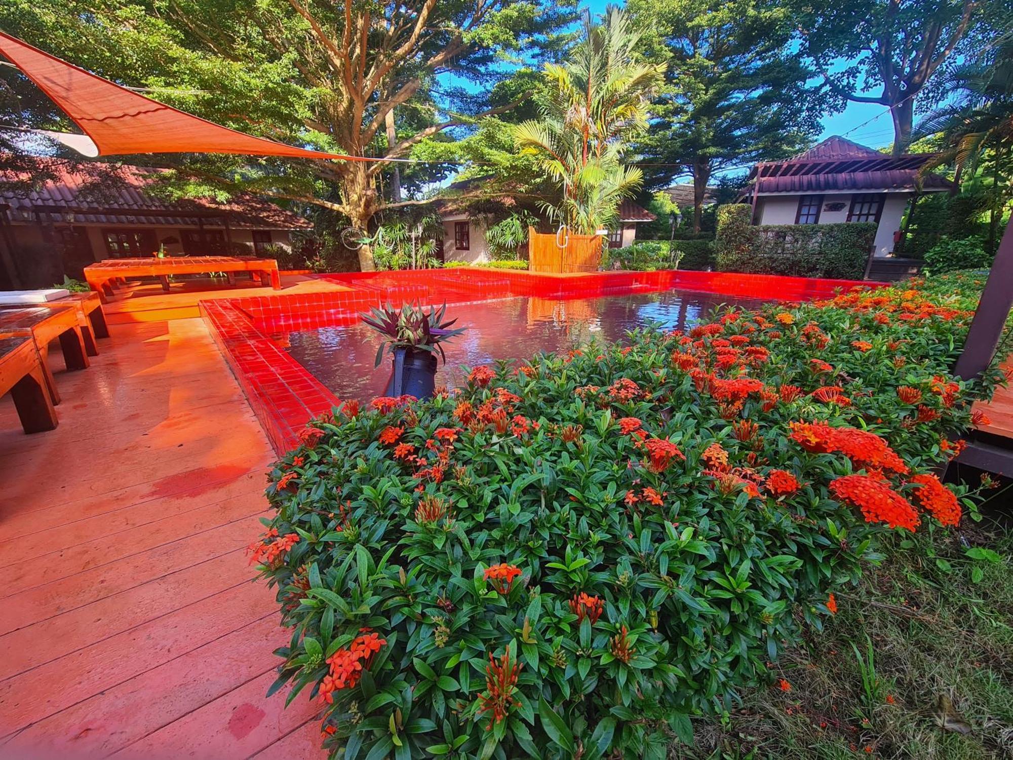 Red Moon Hideaway Otel Koh Chang Dış mekan fotoğraf