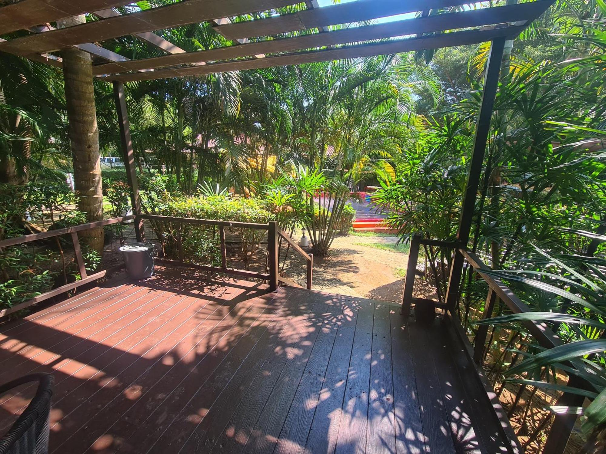 Red Moon Hideaway Otel Koh Chang Dış mekan fotoğraf