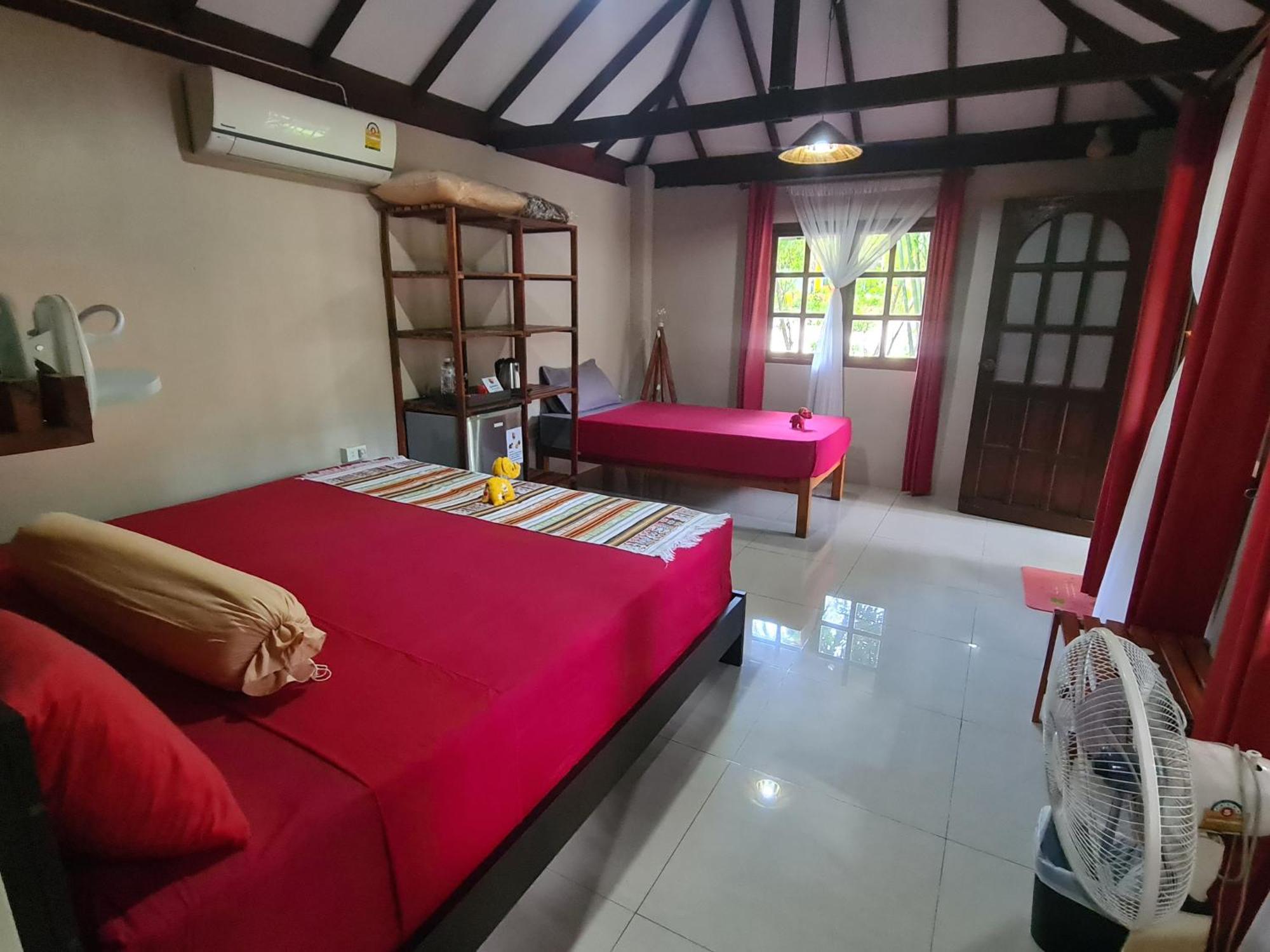 Red Moon Hideaway Otel Koh Chang Dış mekan fotoğraf