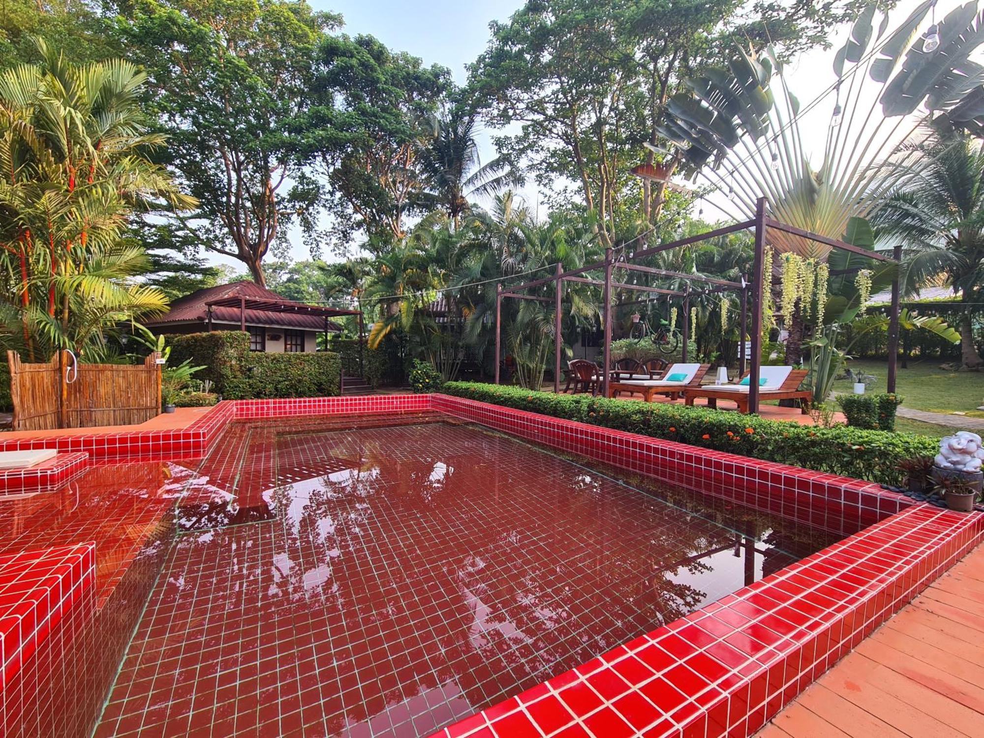Red Moon Hideaway Otel Koh Chang Dış mekan fotoğraf